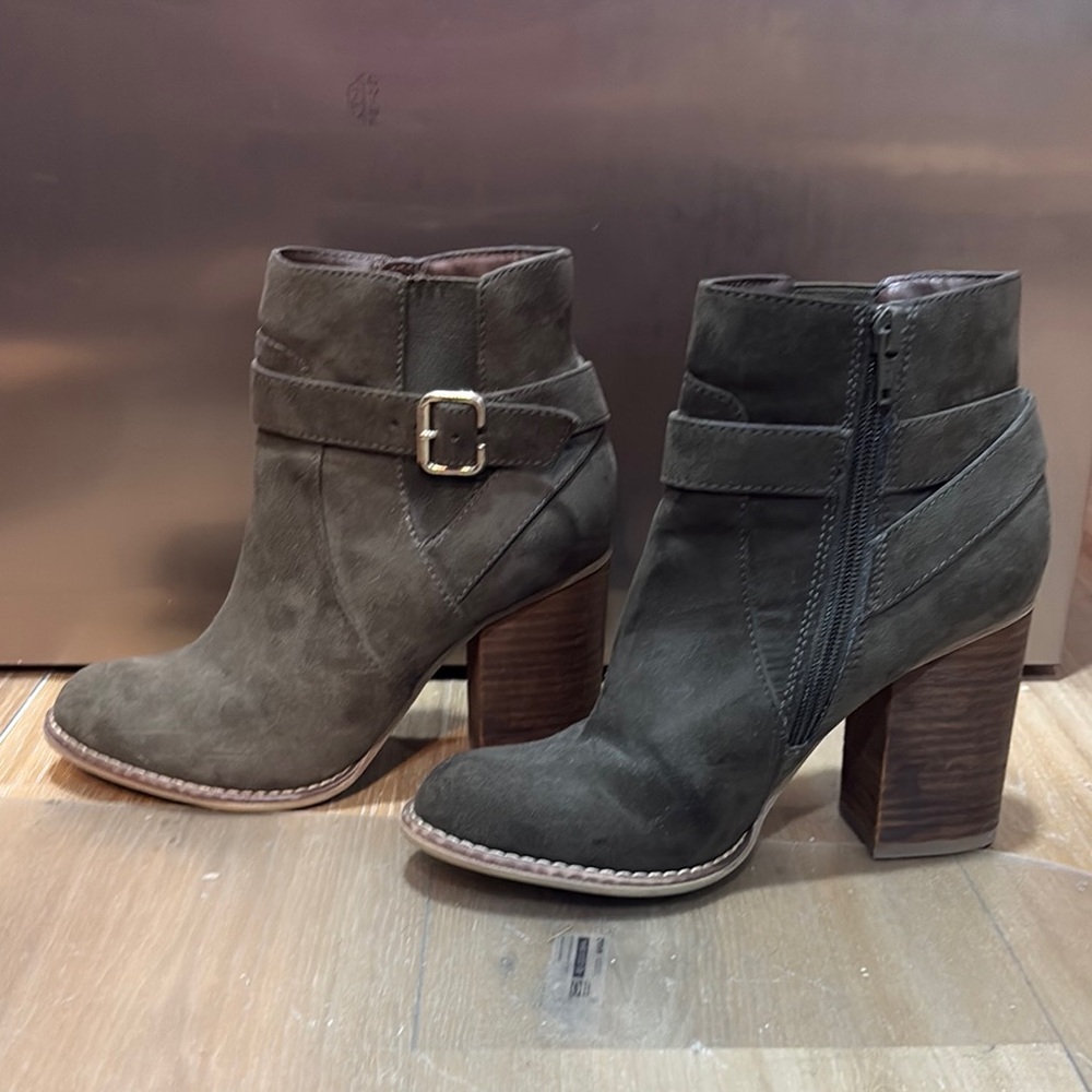 Aldo Stylish Women's Ankle Boots